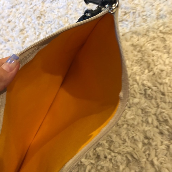 Fabric wristlet/leather trim. No markings/hangtag. - Picture 3 of 3